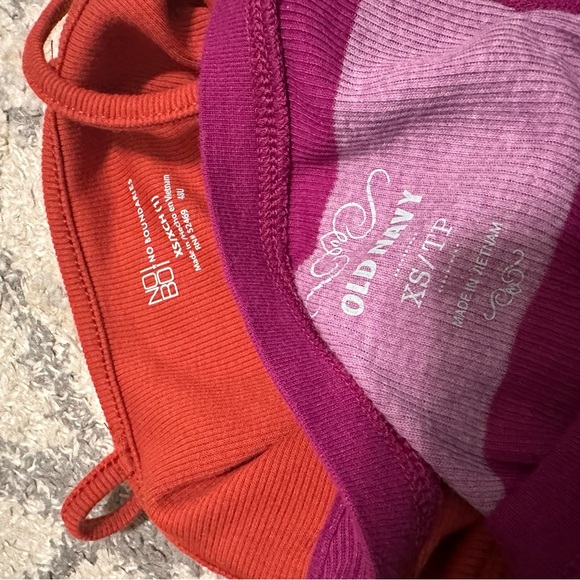 Tank top bundle 💗✨ - Picture 3 of 3